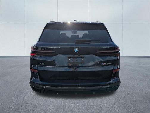 2026 BMW X5 M60i
