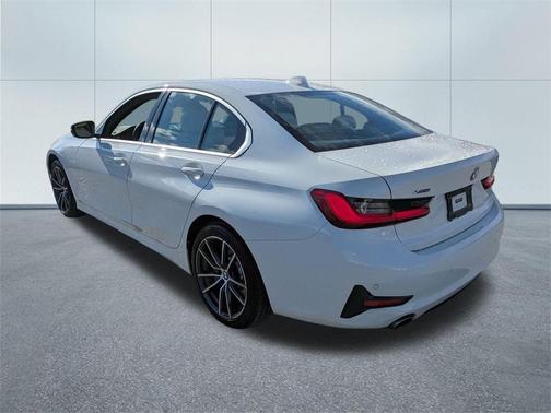 2021 BMW 330 i xDrive