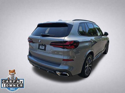 Gray Metallic 2026 BMW X5 xDrive40i