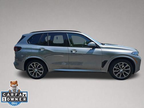 Gray Metallic 2026 BMW X5 xDrive40i