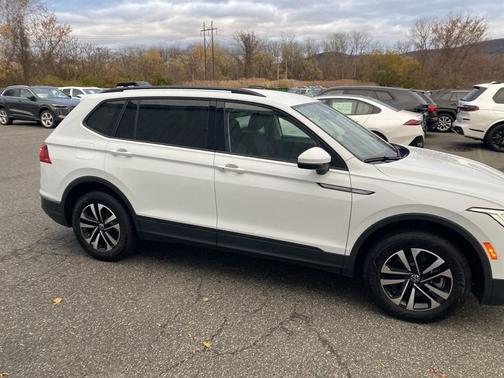 2024 Volkswagen Tiguan 2.0T S