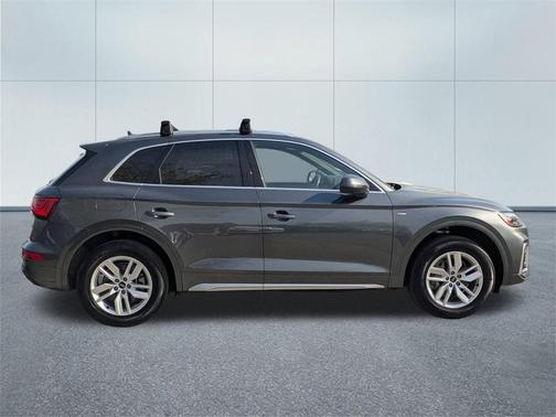 2022 Audi Q5 45 S line quattro Premium