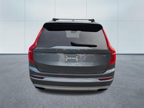 2020 Volvo XC90 T5 Momentum 7 Passenger