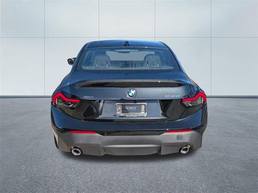 2025 BMW 230 i xDrive