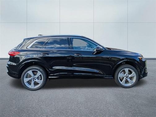 2025 Audi Q5 2.0T quattro Premium