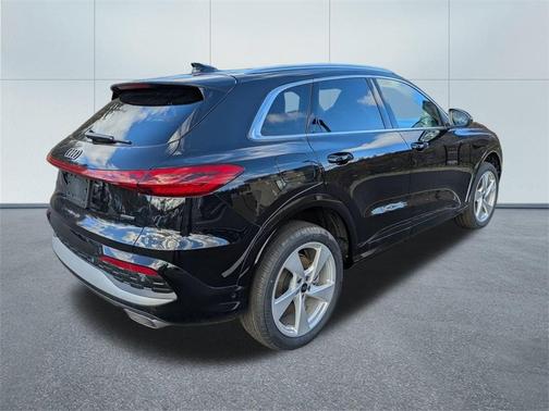 2025 Audi Q5 2.0T quattro Premium