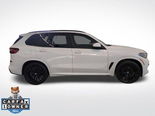 Alpine White 2023 BMW X5 M50i