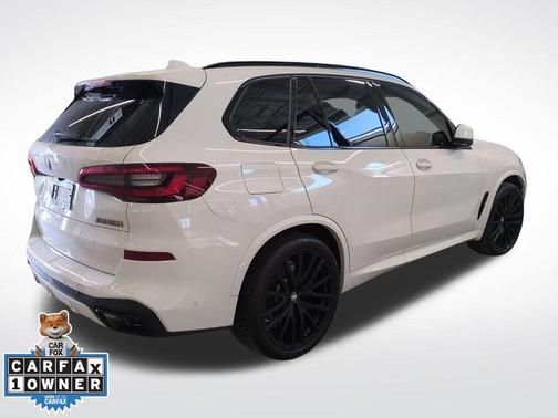 Alpine White 2023 BMW X5 M50i