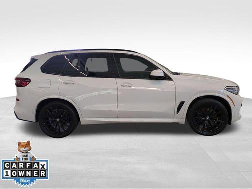 Alpine White 2023 BMW X5 M50i