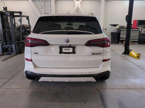 2023 BMW X5 M50i