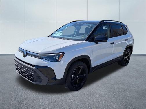 2025 Volkswagen Taos 1.5T SE Black