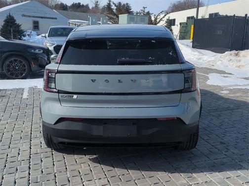 2025 Volvo EX30 Twin Motor Ultra