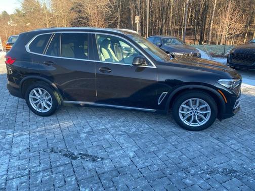 2023 BMW X5 xDrive40i
