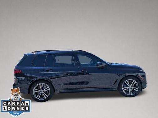 Carbon Black Metallic 2026 BMW X7 xDrive40i
