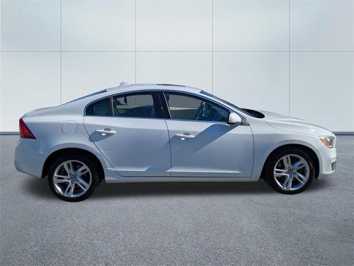2015 Volvo S60 T5 Premier