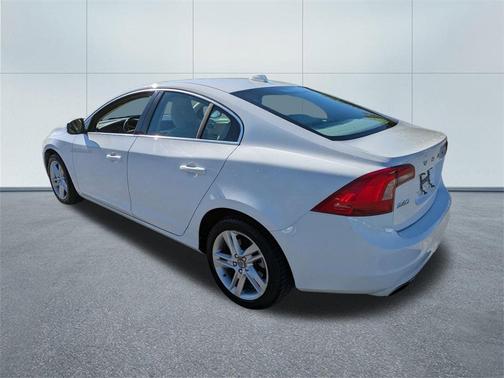 2015 Volvo S60 T5 Premier