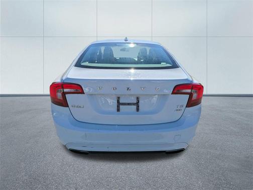 2015 Volvo S60 T5 Premier