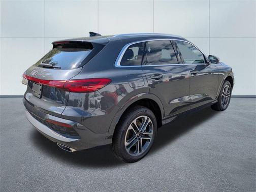 2025 Audi Q5 2.0T quattro Premium