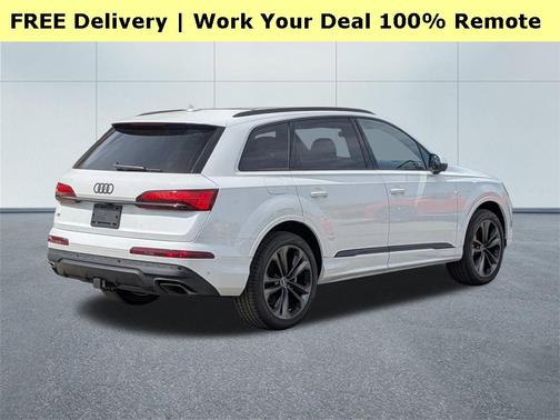 2025 Audi Q7 55 Premium Plus