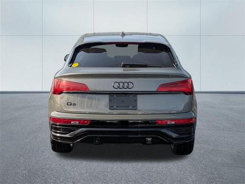 2025 Audi Q5 45 S line quattro Premium