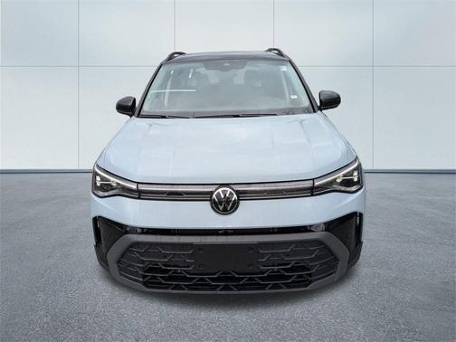 2025 Volkswagen Taos 1.5T SE Black