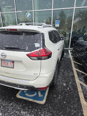 2020 Nissan Rogue SV