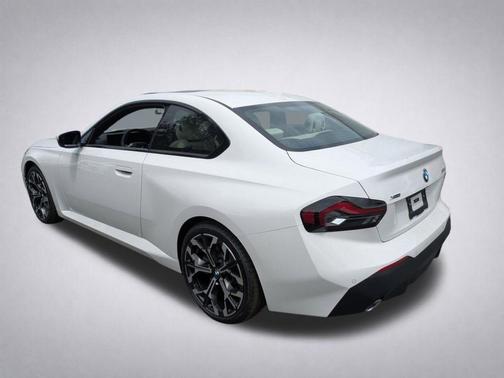 Alpine White 2025 BMW 230 i xDrive