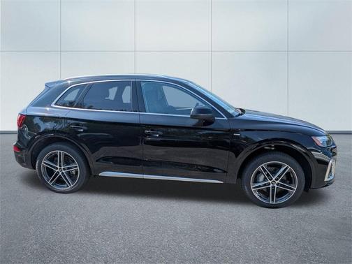 2025 Audi Q5 55 S line quattro Premium
