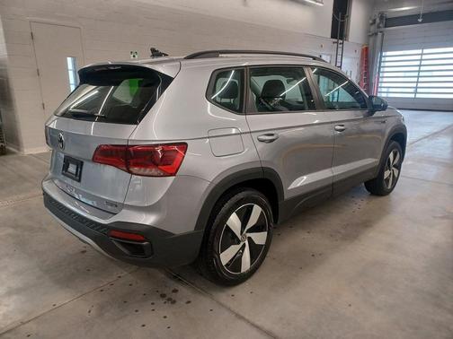 2024 Volkswagen Taos 1.5T S