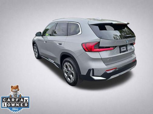 Space Silver 2026 BMW X1 xDrive28i