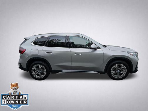 Space Silver 2026 BMW X1 xDrive28i