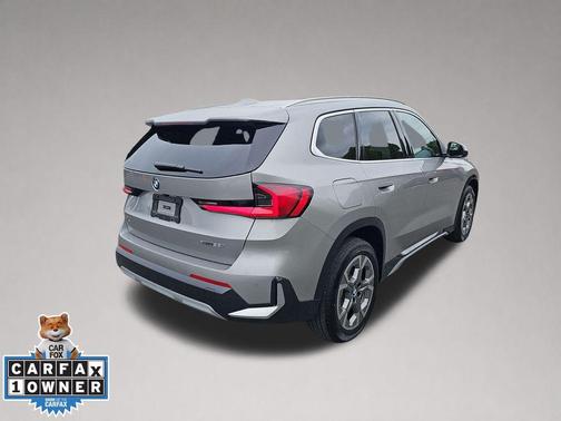 Space Silver 2026 BMW X1 xDrive28i