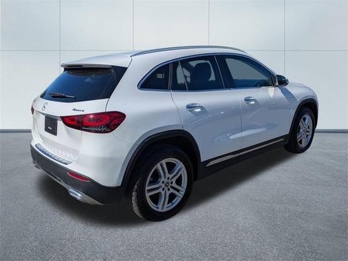 2021 Mercedes-Benz GLA 250 Base 4MATIC