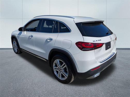 2021 Mercedes-Benz GLA 250 Base 4MATIC