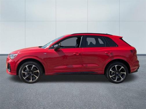 2025 Audi Q3 45 S line Premium