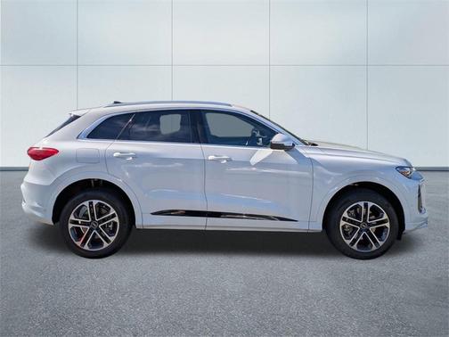 2025 Audi Q5 2.0T quattro Premium
