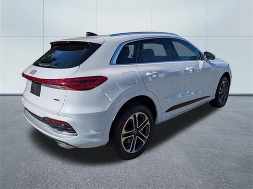 2025 Audi Q5 2.0T quattro Premium