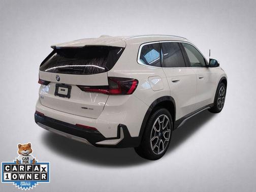 Alpine White 2025 BMW X1 xDrive28i