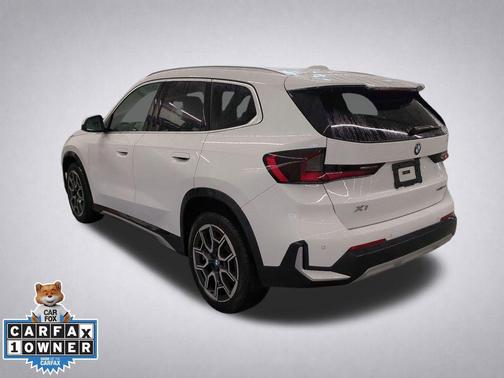 Alpine White 2025 BMW X1 xDrive28i