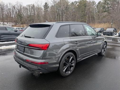 2026 Audi Q7 55 Premium Plus