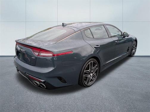 2023 Kia Stinger GT2