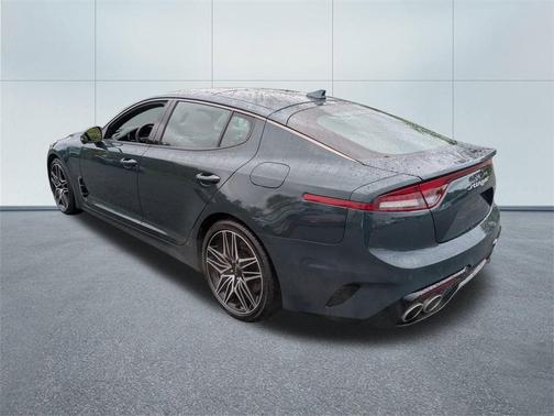 2023 Kia Stinger GT2
