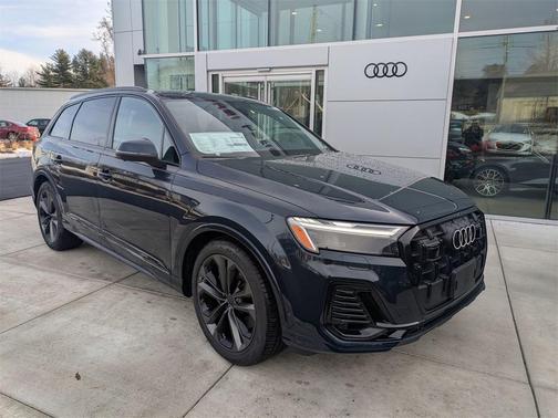 2026 Audi Q7 55 Premium Plus