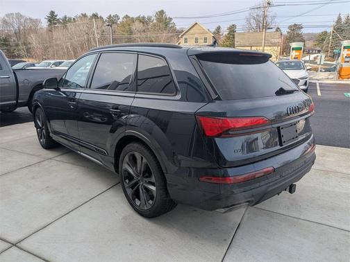 2026 Audi Q7 55 Premium Plus