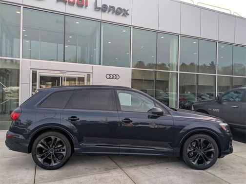 2026 Audi Q7 55 Premium Plus