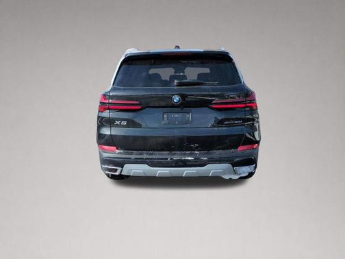 Black Sapphire Metallic 2026 BMW X5 xDrive40i