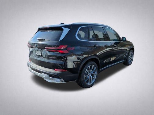 Black Sapphire Metallic 2026 BMW X5 xDrive40i