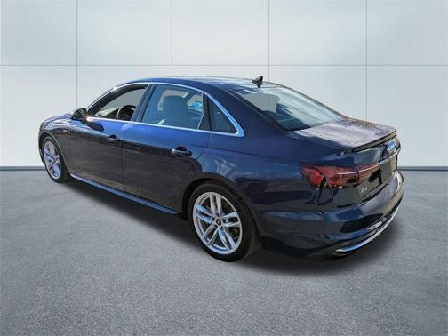 2022 Audi A4 45 S line Premium Plus