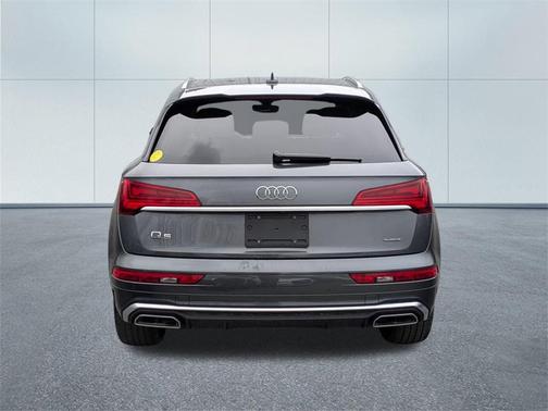 2022 Audi Q5 45 S line quattro Premium