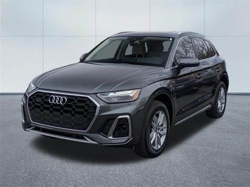 2022 Audi Q5 45 S line quattro Premium